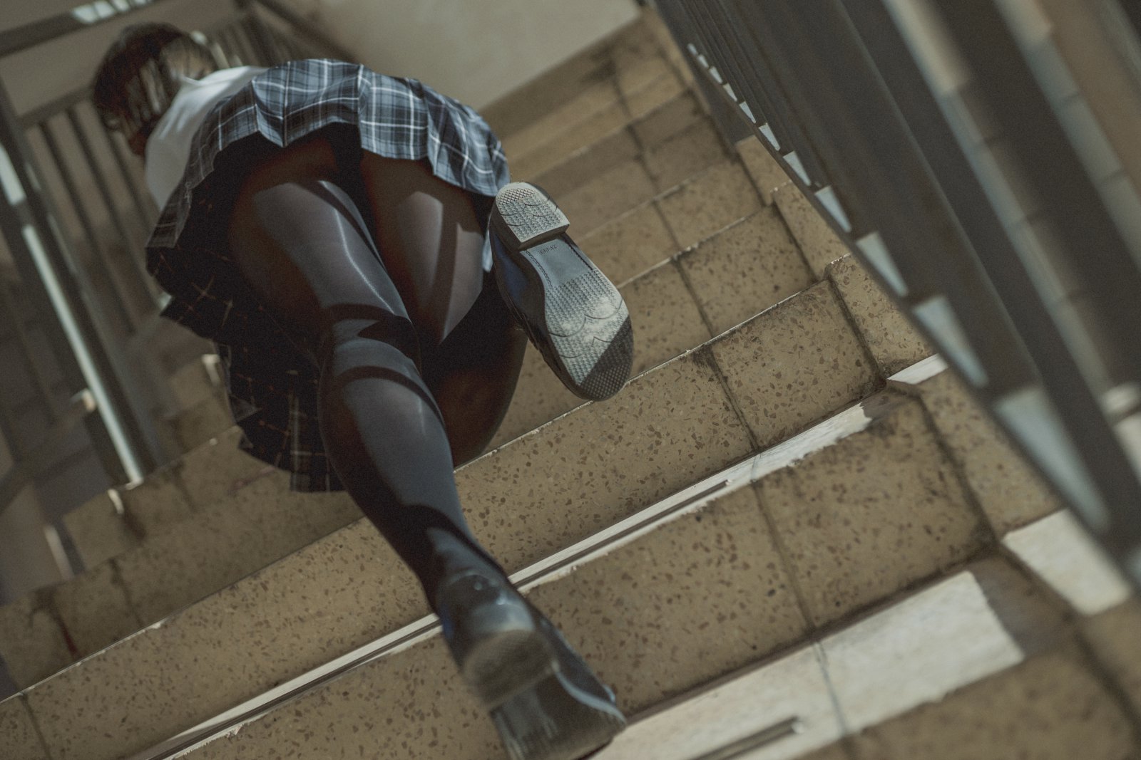 阿汐汐W - 楼梯JK